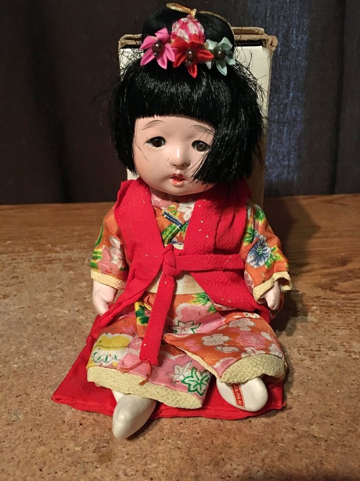VINTAGE GOFUN ICHIMATSU JAPAN JOINTED BABY GIRL DOLL