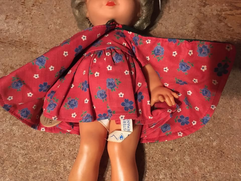 Vintage Hummelwerk Goebel Eva Harta Doll 1957 - photo 4