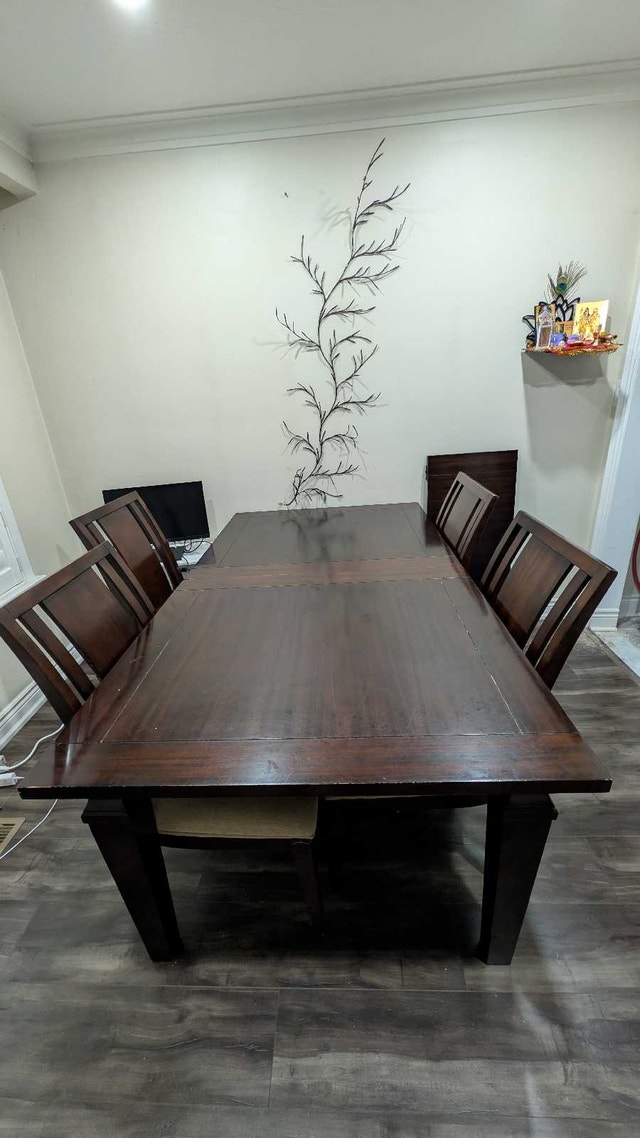 Dark Wood Extendable Dining Set + 6 Chairs