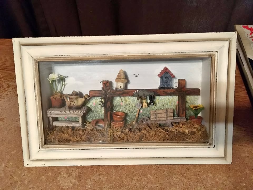 VINTAGE GARDEN SHADOW BOX DIORAMA – MINIATURE SPRING SCENE