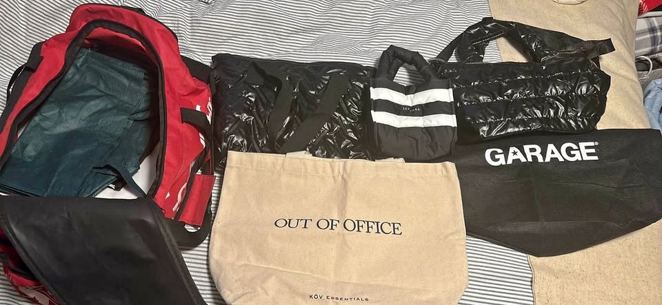Mixed Bag Lot - Sephora, Garage, KÖV Essentials, Durham College,
