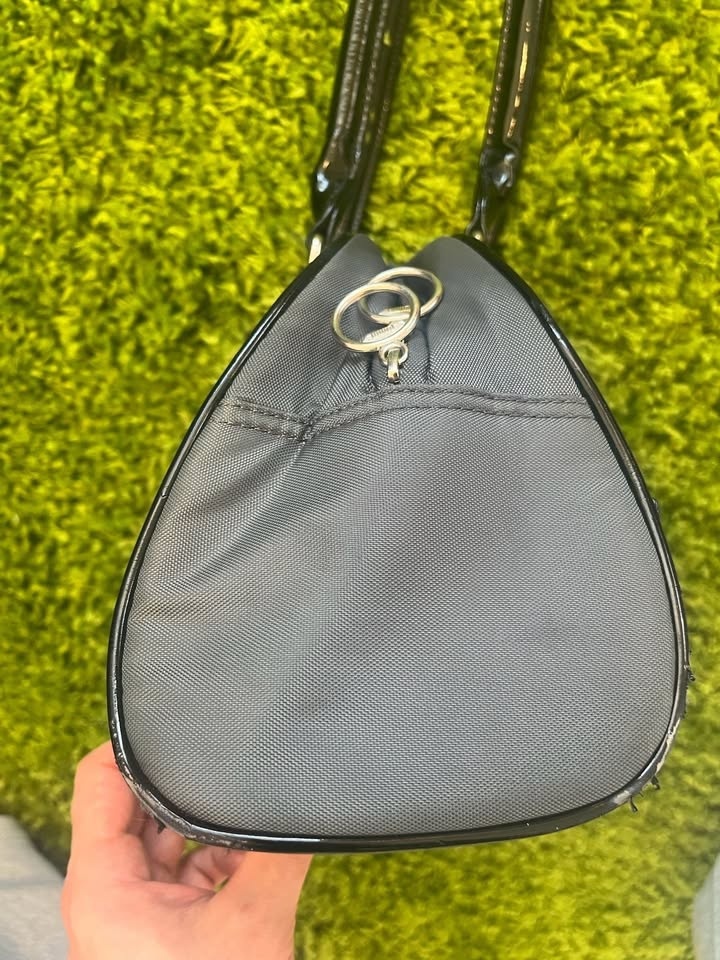 Vintage Puma Y2K Grey and Black Sporty Bowling Shoulder Bag - photo 3
