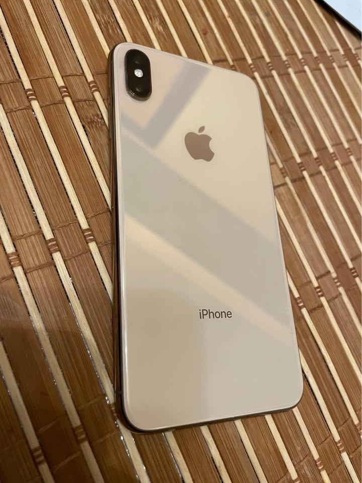 Apple iPhone XS Max - 64GB - Good Condition - Unlocked - photo 3