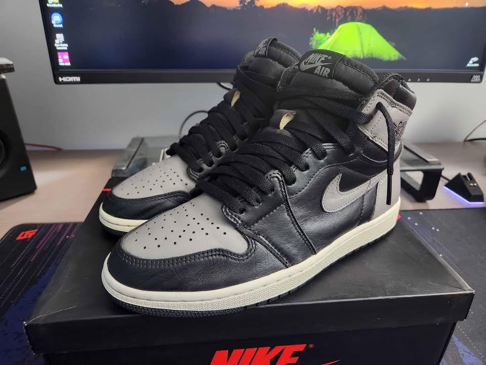 Jordan 1 High OG Shadow