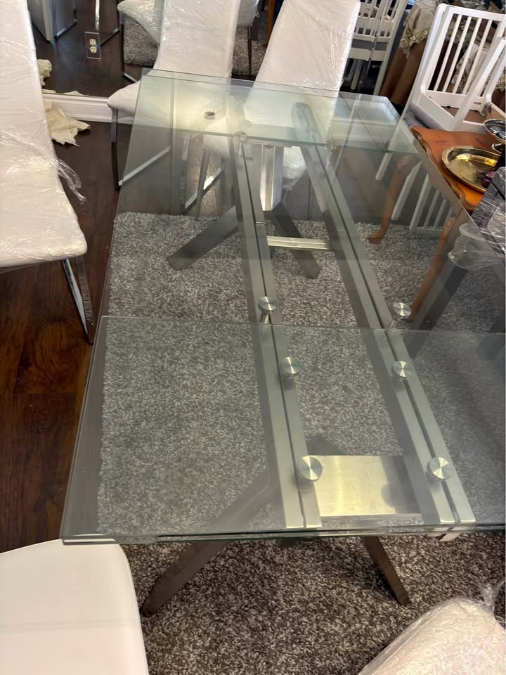 Glass Expandable Dining Table w/ 6 White Leather Chairs
