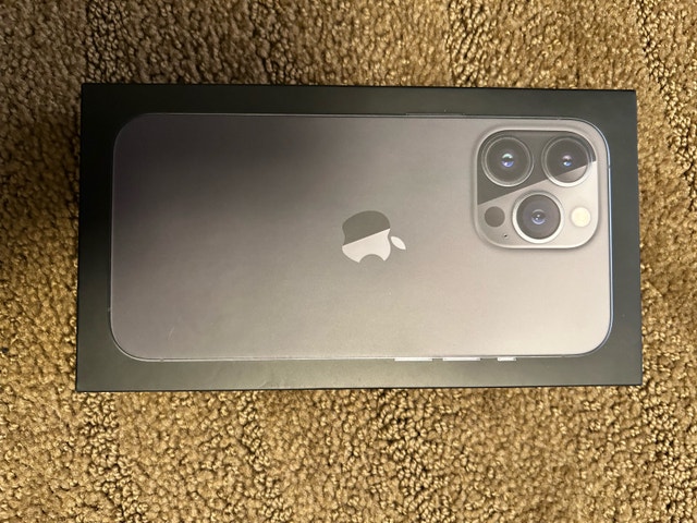 iPhone 13 Pro 128GB Unlocked - photo 3