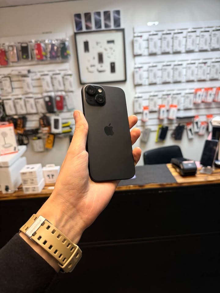  iPhone 15 128 gb Unlocked  - photo 4