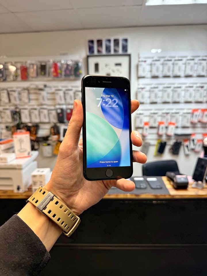  iPhone SE 3gen 128gb Unlocked 