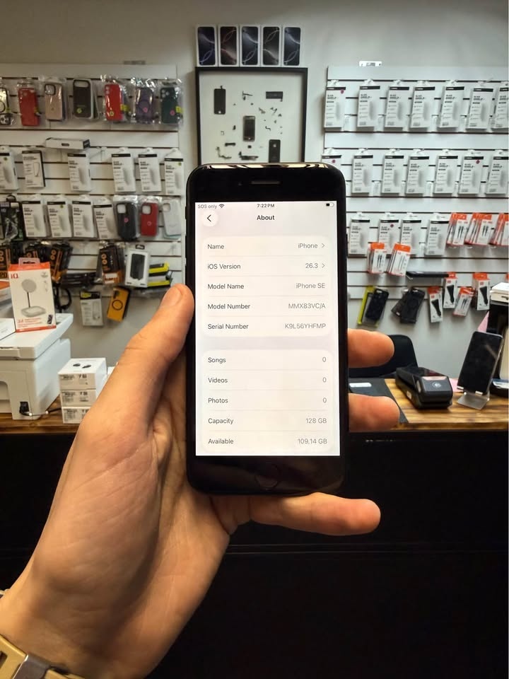 iPhone SE 3gen 128gb Unlocked  - photo 5