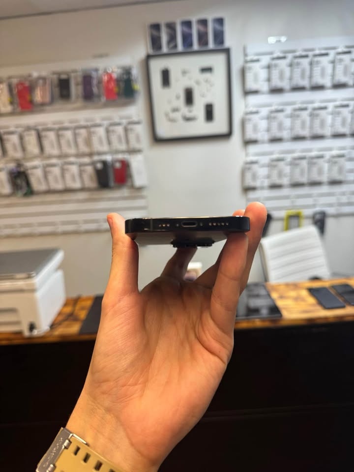 iPhone 14 Pro 128 GB Unlocked - photo 3
