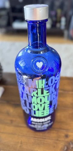 Absolut LOVE DROP Collectible Bottle 2018 (empty) 40 Oz