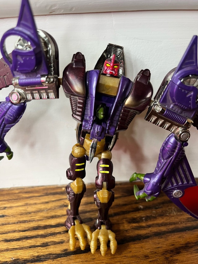 Transformers Terrorsaur - photo 2