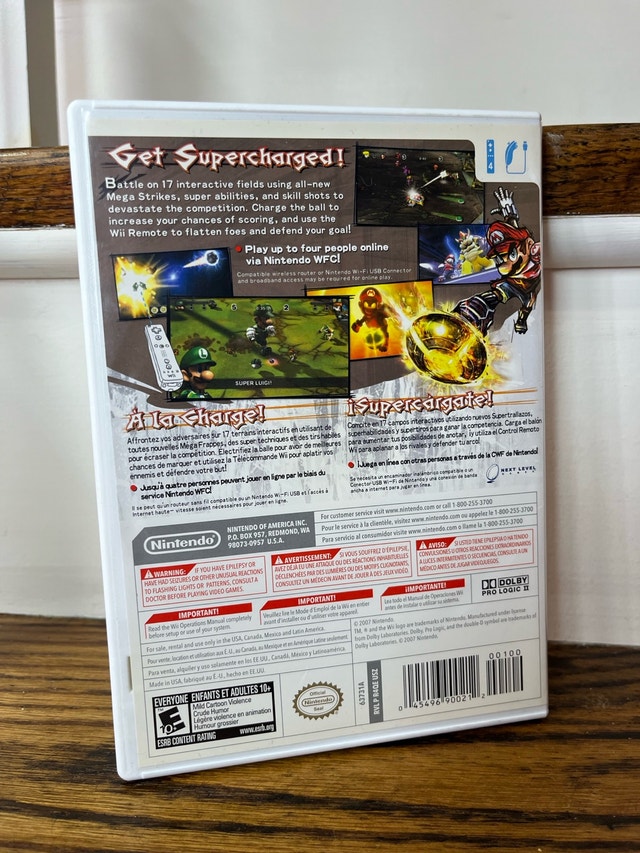 Mario Strikers Charged Nintendo Wii - photo 2