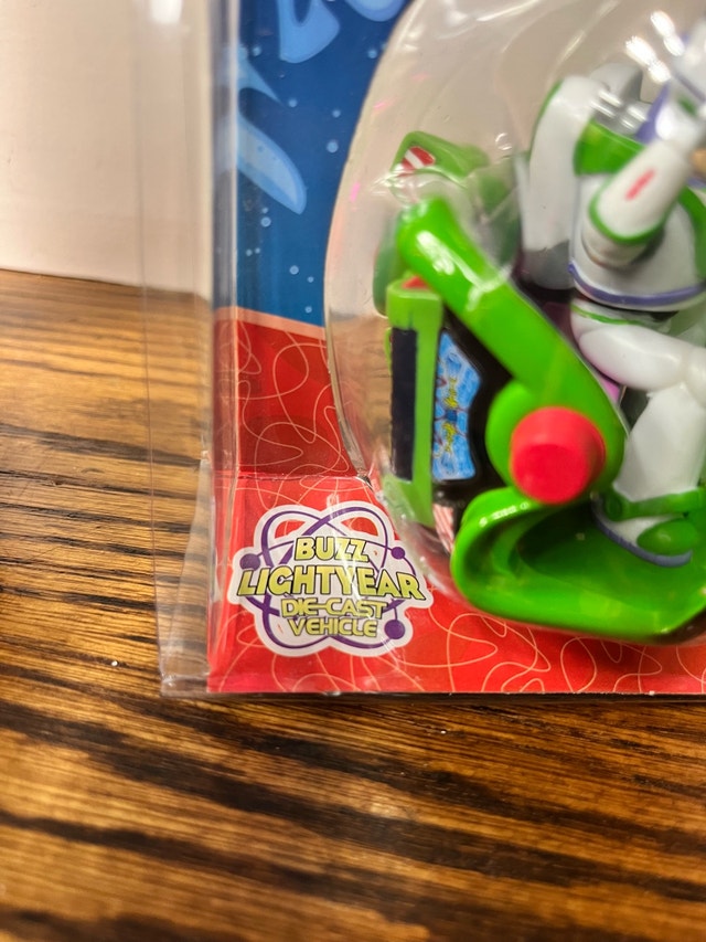Toy Story Buzz Lightyear of STAR COMMAND Die-cast Authentic - photo 4