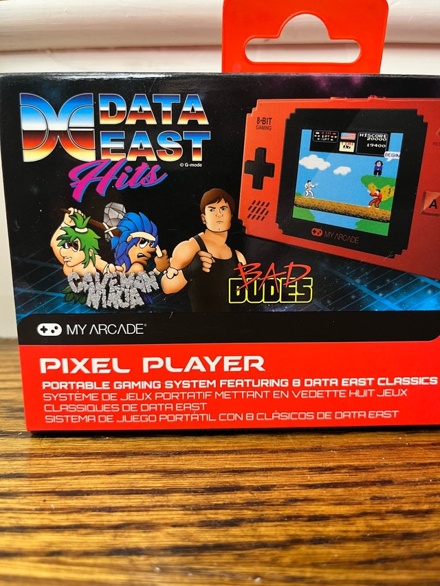 My Arcade Pixel Player Handheld Game Console (300 Games) - photo 2