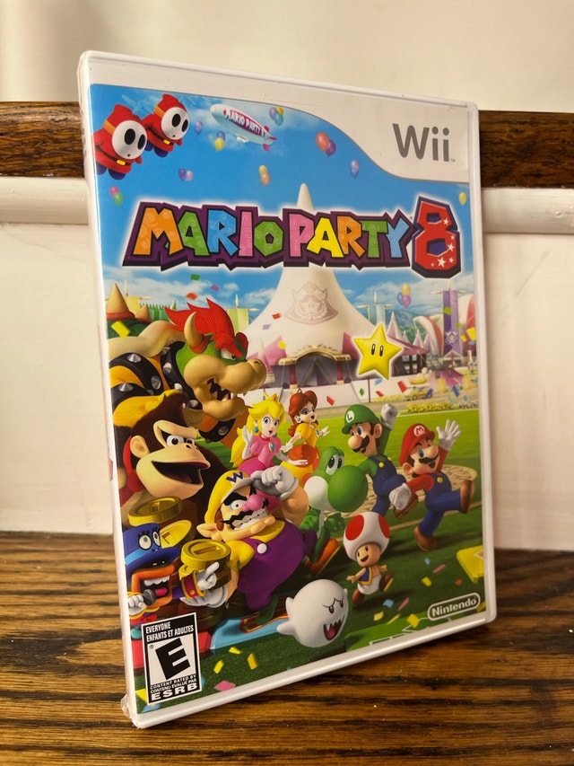 Mario Party 8 Nintendo Wii Complete w/ Manual