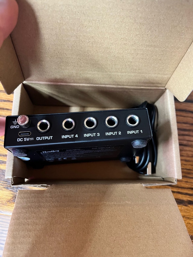 4 Channel Low Noise Moukey MAMX 1 Mixer - photo 3