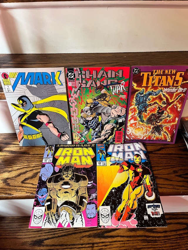 Comic Books Lot DC Marvel Dark Horse