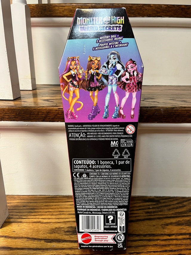 Monster High Buried Secrets Mystery Doll - photo 2