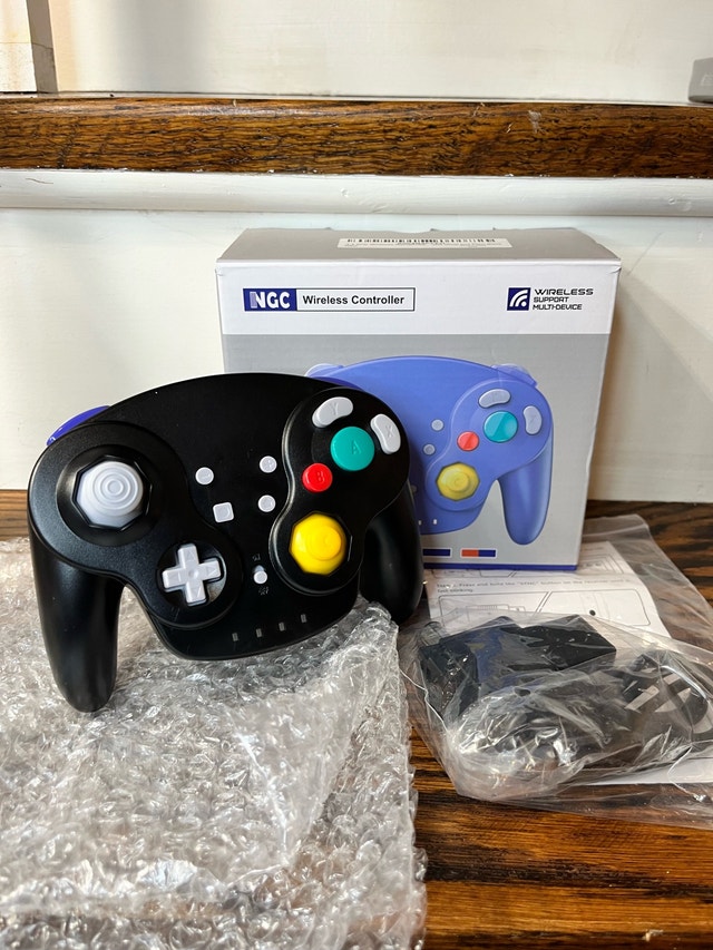 Wireless Black Nintendo GameCube Controller - photo 2
