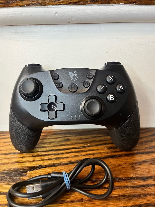 Nintendo Switch & Switch 2 Wireless Controller
