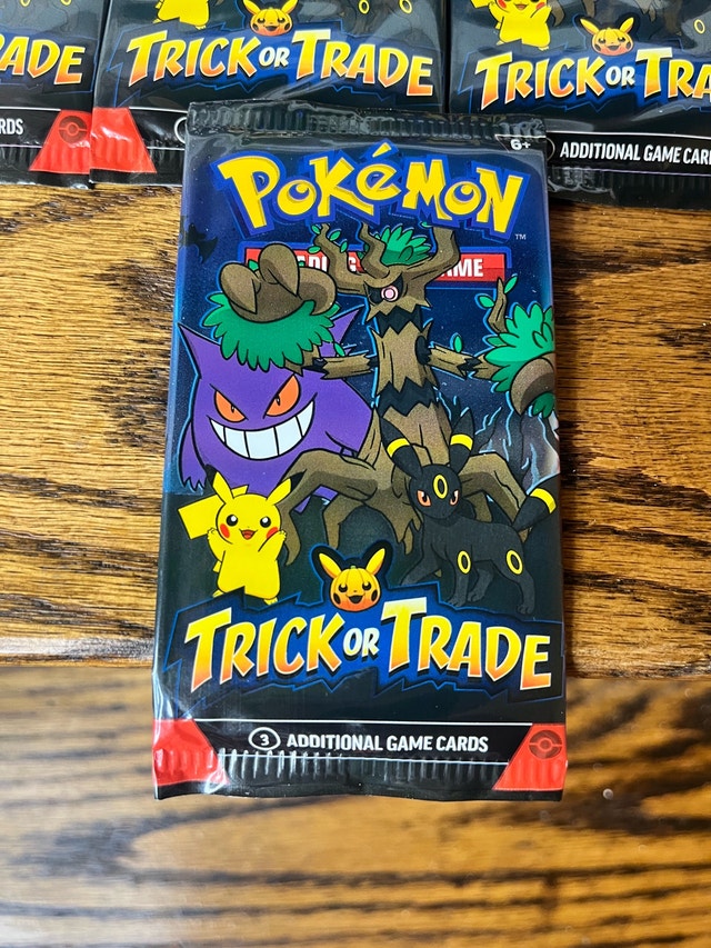 10 Pokemon Trick or Trade Packs - photo 3