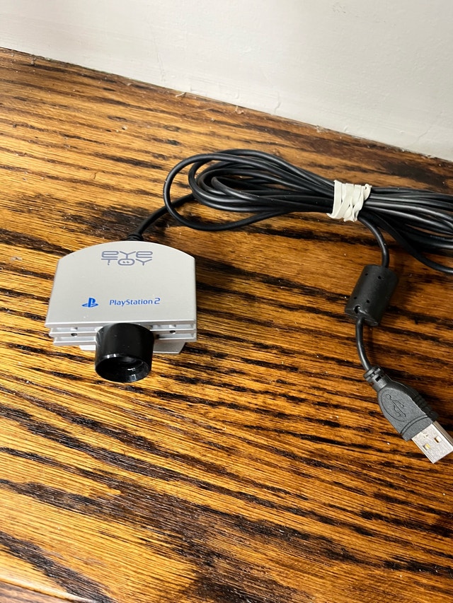 PlayStation 2 EyeToy Camera - silver