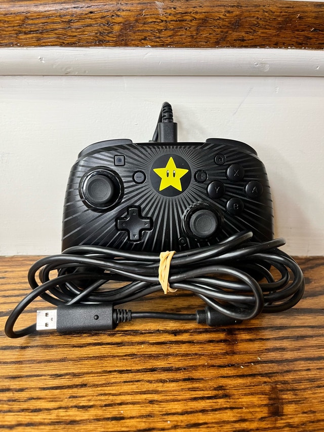 Wired Nintendo Switch Faceoff Controller