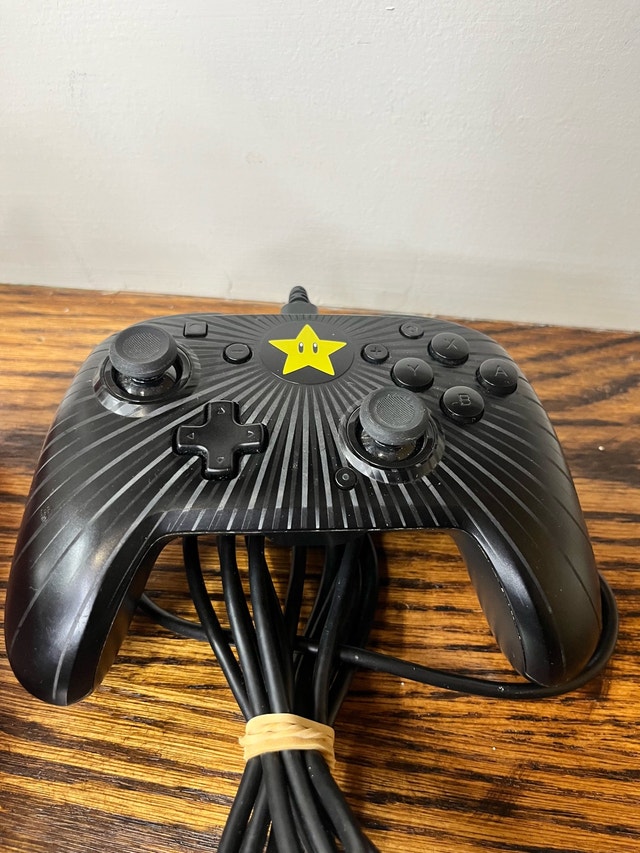 Wired Nintendo Switch Faceoff Controller - photo 2