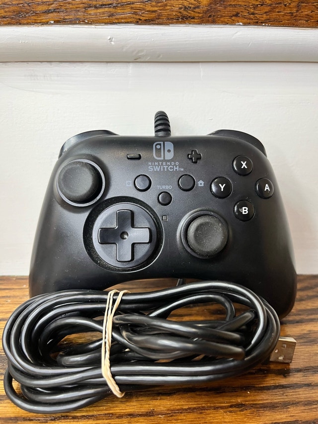 Hori Nintendo Switch Controller Wired