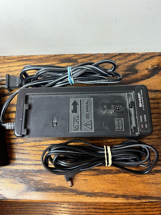 Sharp VL-L30 Camcorder for Parts/Repair - photo 3