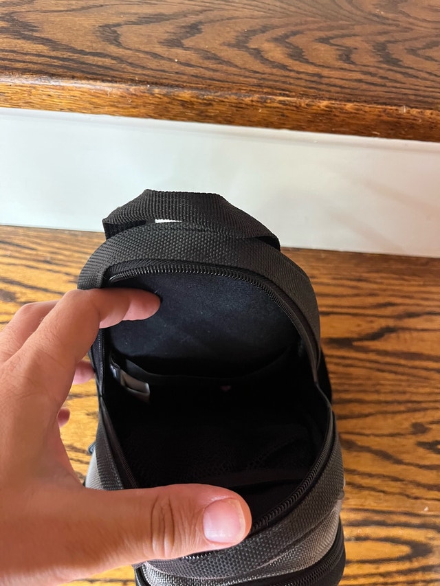 Gameboy Advance SP Case - Needs Zipper Repair - photo 2
