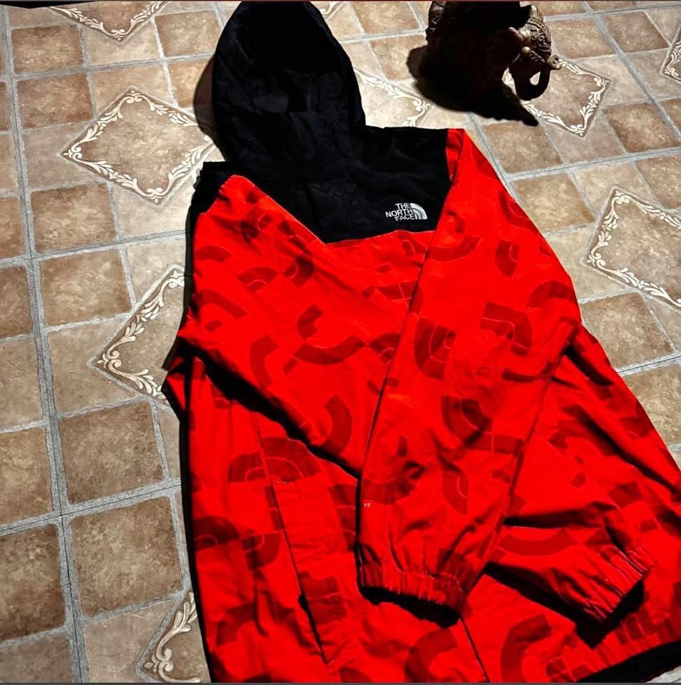 THE NORTH FACE Boys XL (18/20) Rain Jacket Windbreaker Fits men’