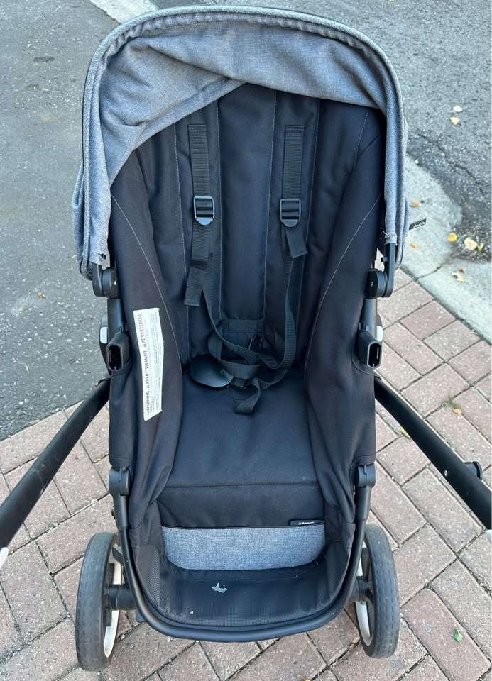 Evenflo Pivot Xpand Smart Modular Travel System - Grey/Black - photo 4
