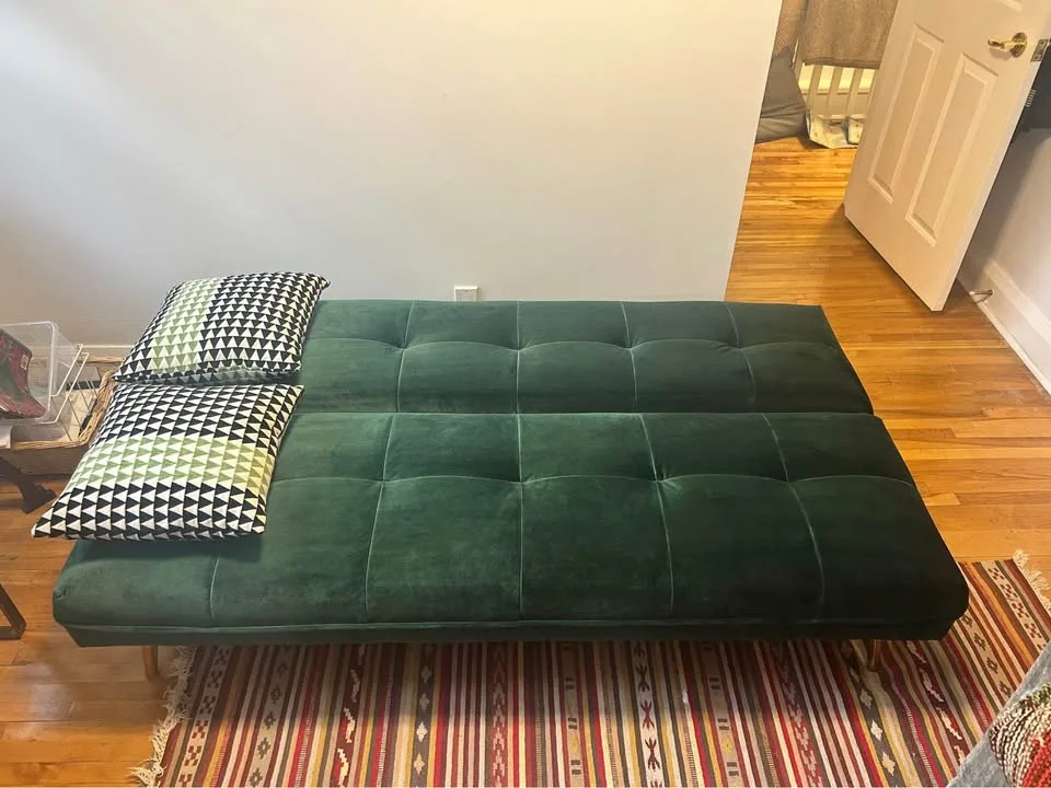Structube Sofa bed green tufted velvet(DELIVERY AVAILABLE) image indicator(7)