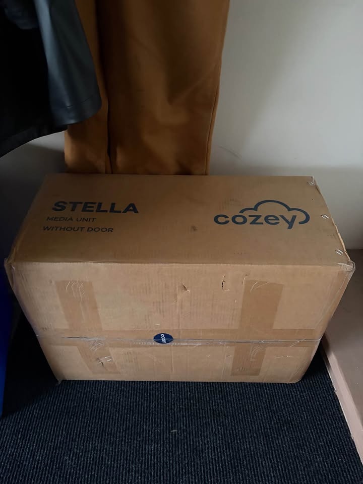 Brand new in box Cozey Stella side table/media unit - photo 3