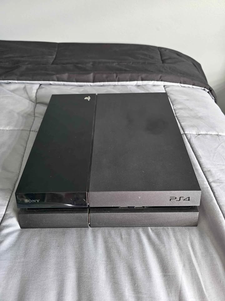PS4