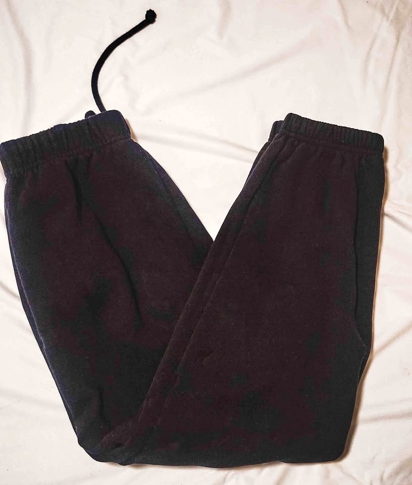 Garage Black Cuffed Sweatpants – Women’s XS