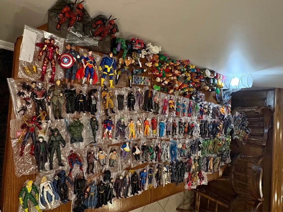 HUGE Vintage Toy & Action Figure Lot – Kenner Batman, Marvel, TM