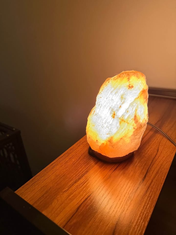 WBM Salt Lamp - USB Himalayan Salt Lamp with Touch Dimmer - photo 3