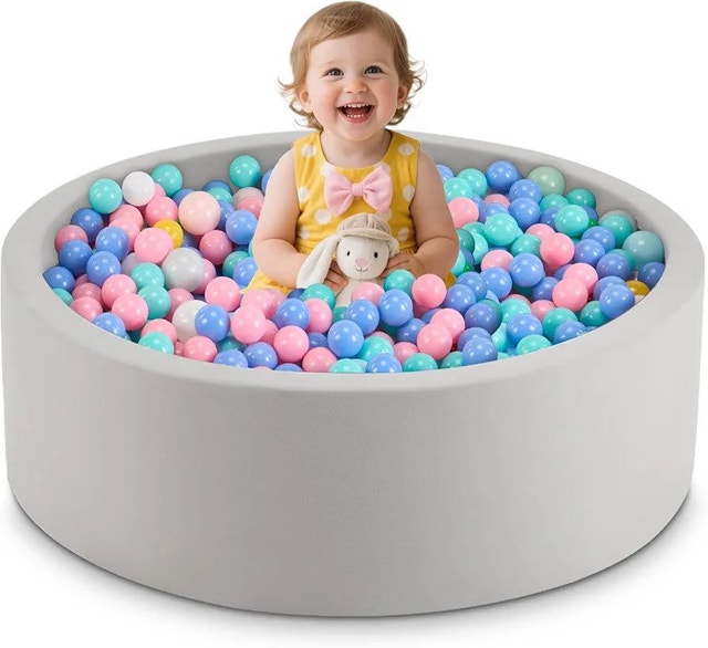 Grey & Pink Large Soft Foam Ball Pit 90x30cm