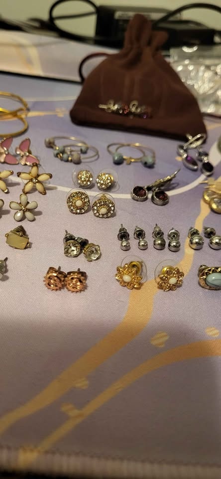 Big earring bundle! - photo 5
