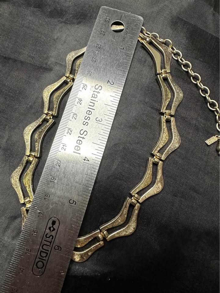 Monet Wavy Link Necklace - photo 3