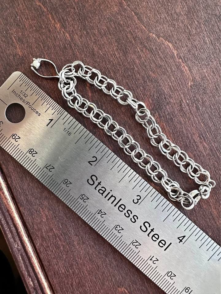 Vintage Chain Bracelet w Pearl Bead