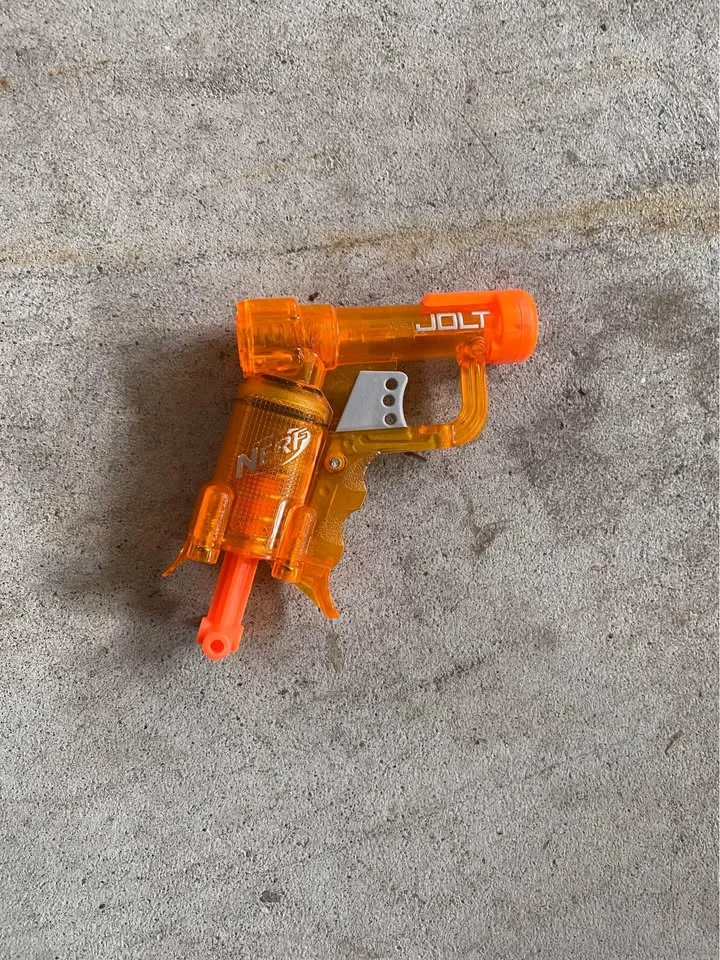 Selling 6 Nerf gun toys image indicator(6)