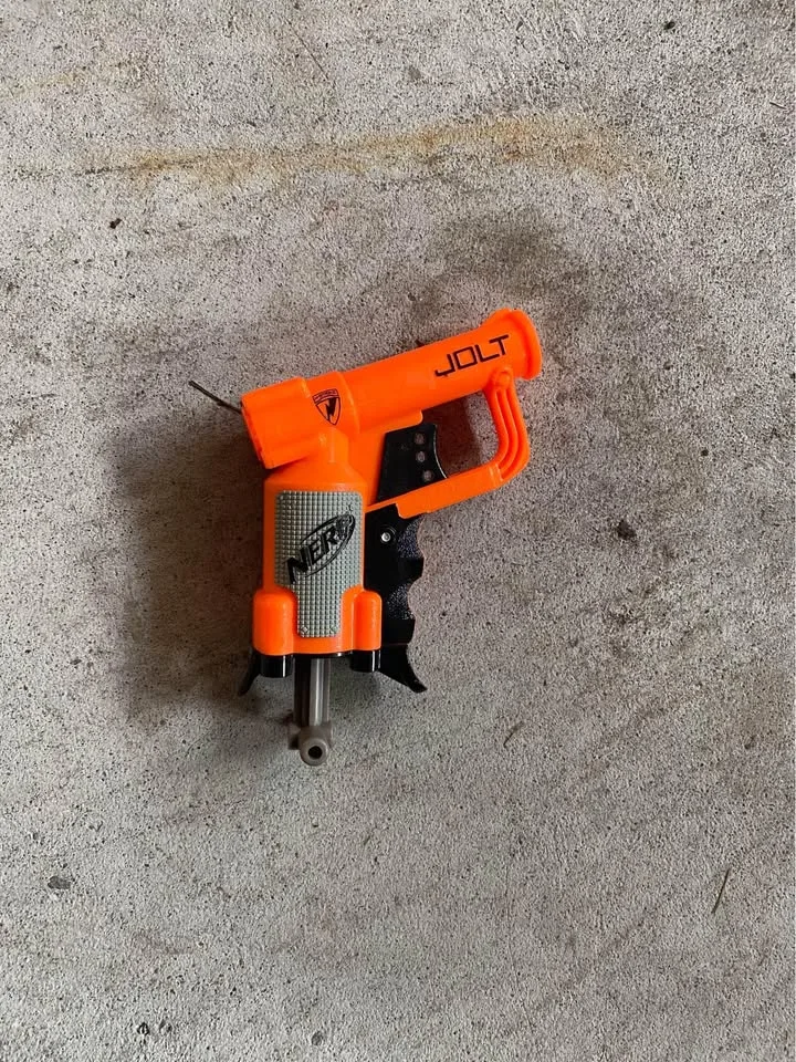 Selling 6 Nerf gun toys image indicator(7)