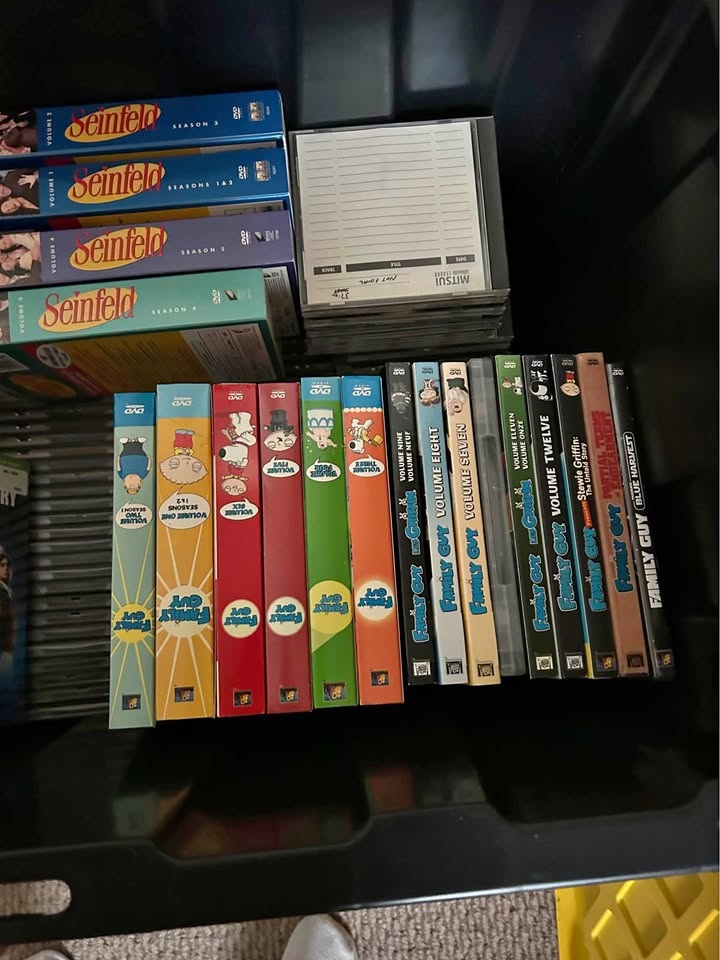 Family Guy Seasons 1-12 + 3 Bonus DVDs