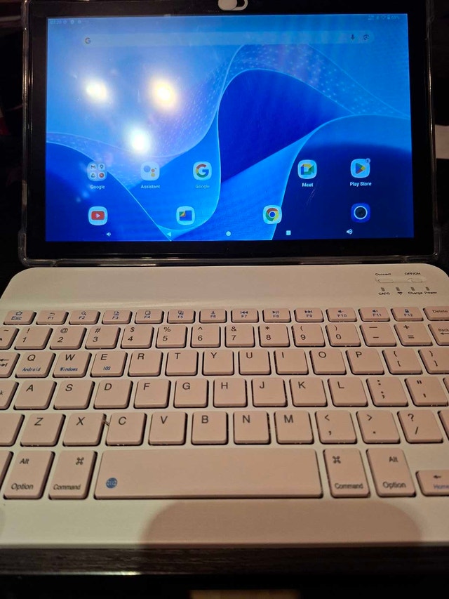 Teclast P30T Tablet with Accessories - photo 2
