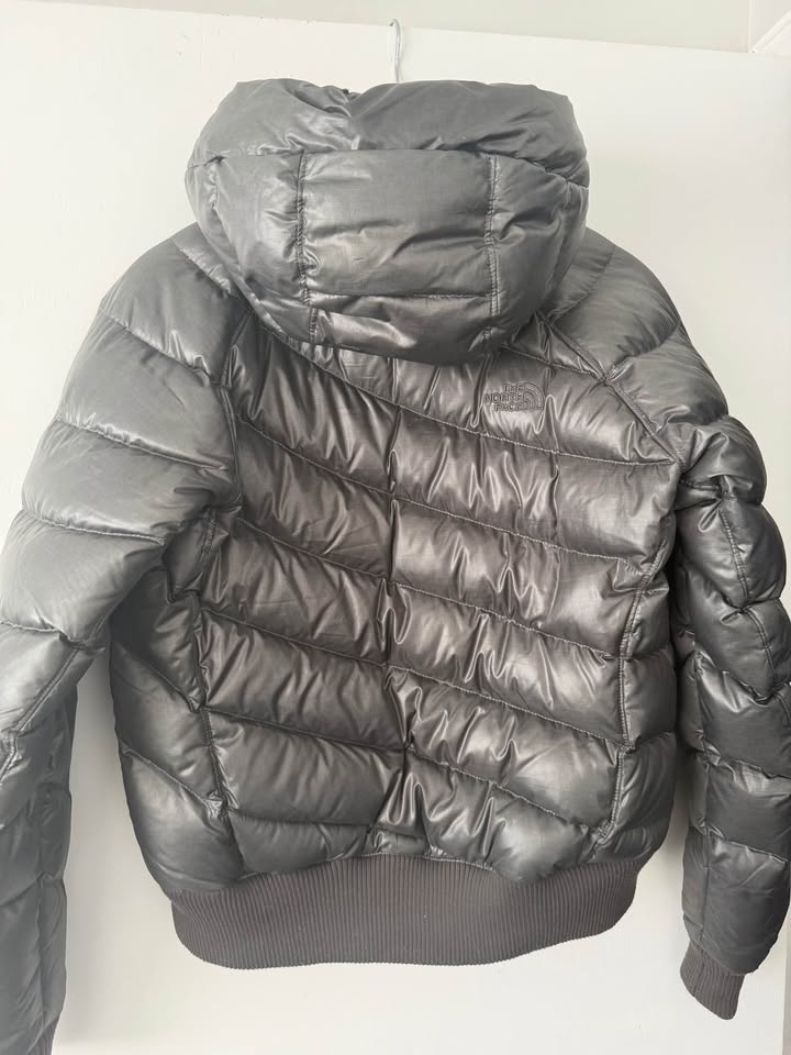North Face Puffer Jacket - photo 3