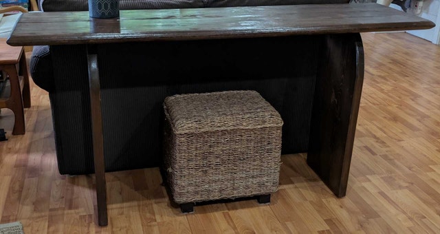 Handcrafted Entryway Table - photo 3